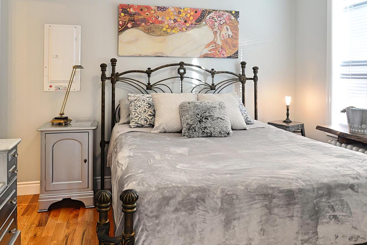 Ottawa Downtown Executive Apartment Retreat With Private Balcony Near Bank Street - Sleep Max 2 المظهر الخارجي الصورة