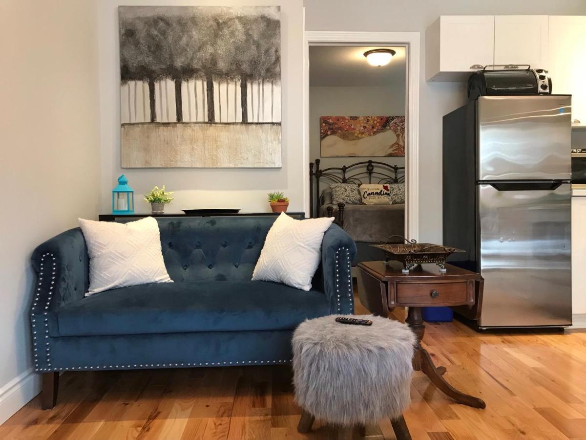 Ottawa Downtown Executive Apartment Retreat With Private Balcony Near Bank Street - Sleep Max 2 المظهر الخارجي الصورة