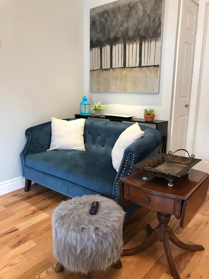 Ottawa Downtown Executive Apartment Retreat With Private Balcony Near Bank Street - Sleep Max 2 المظهر الخارجي الصورة