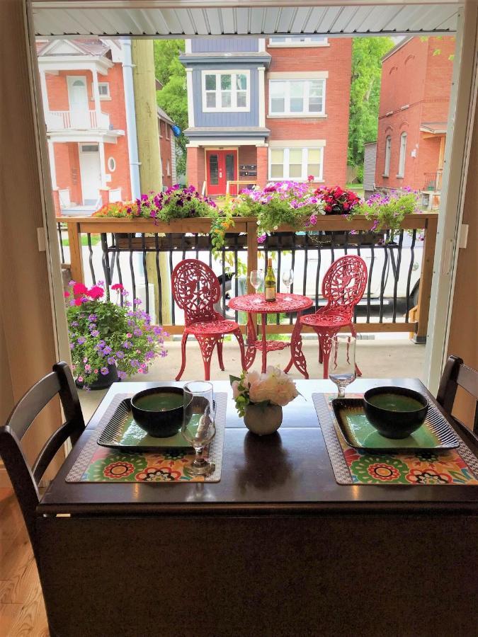Ottawa Downtown Executive Apartment Retreat With Private Balcony Near Bank Street - Sleep Max 2 المظهر الخارجي الصورة