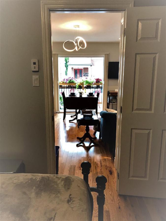 Ottawa Downtown Executive Apartment Retreat With Private Balcony Near Bank Street - Sleep Max 2 المظهر الخارجي الصورة