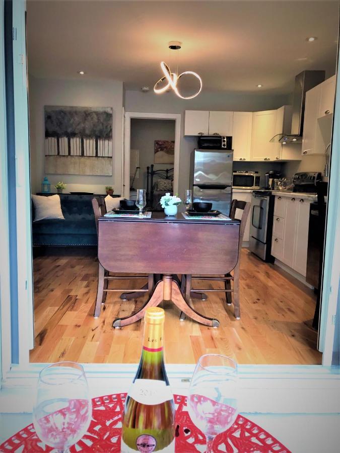 Ottawa Downtown Executive Apartment Retreat With Private Balcony Near Bank Street - Sleep Max 2 المظهر الخارجي الصورة